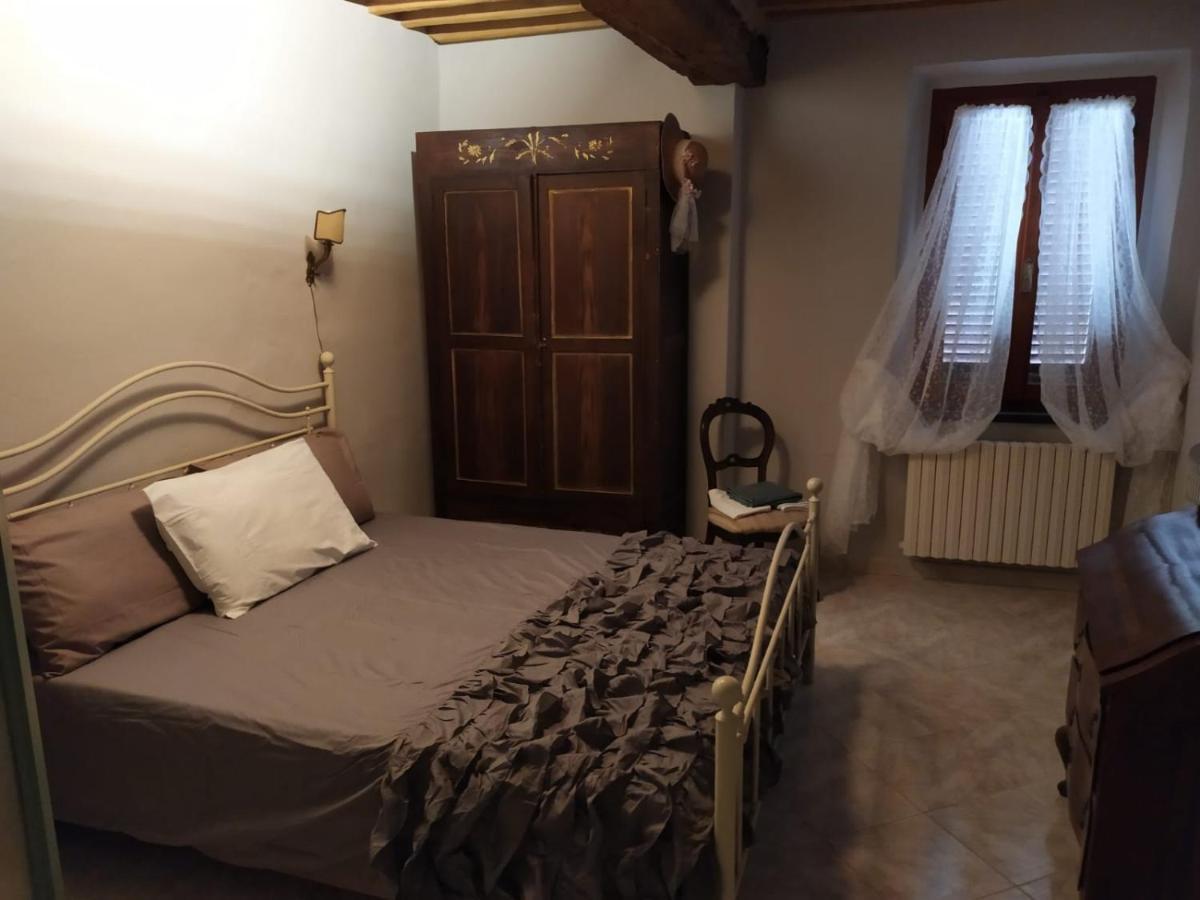 Villa Borgo Antico à Lari Extérieur photo