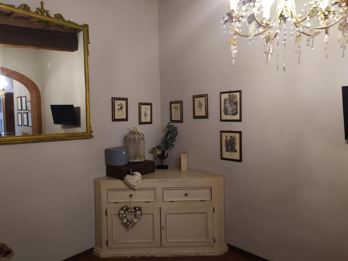 Villa Borgo Antico à Lari Extérieur photo
