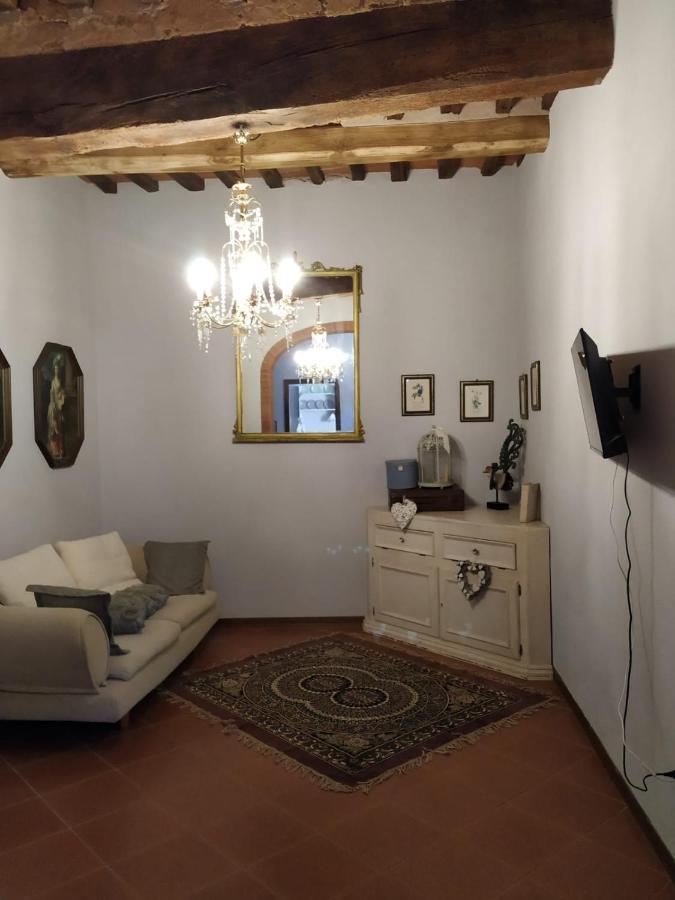 Villa Borgo Antico à Lari Extérieur photo